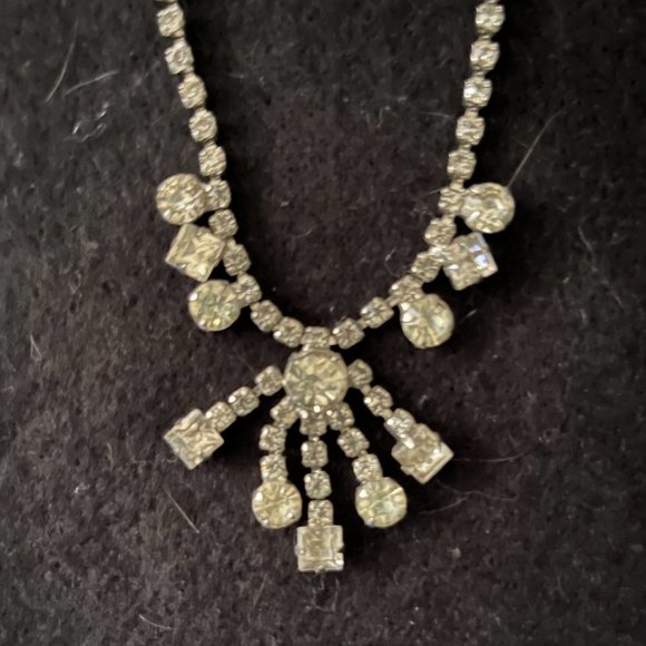 Vintage Elegant Clear Crystal Necklace 15” - Picture 2 of 4